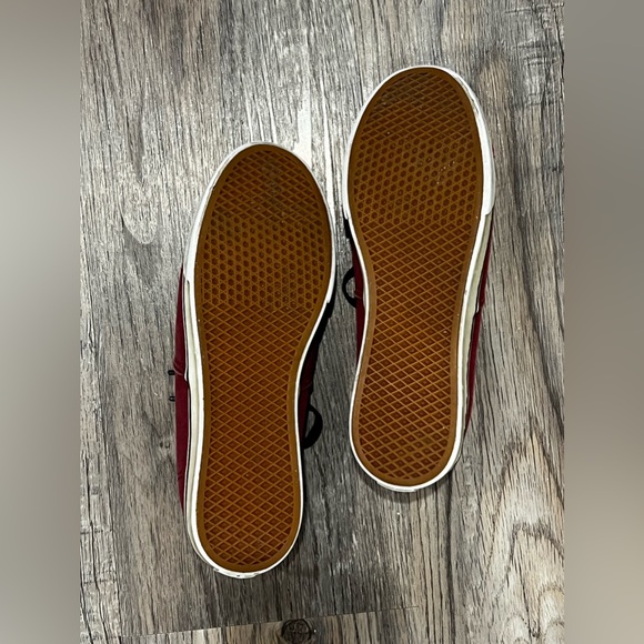 Authentic Lo Pro Vans. - Picture 2 of 8